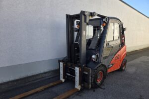 Linde H30T-02