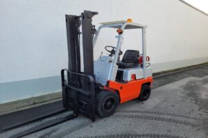Nissan FO1 A15U